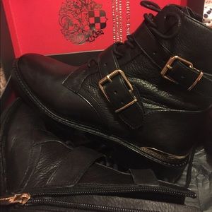 Black Vince Camino booties